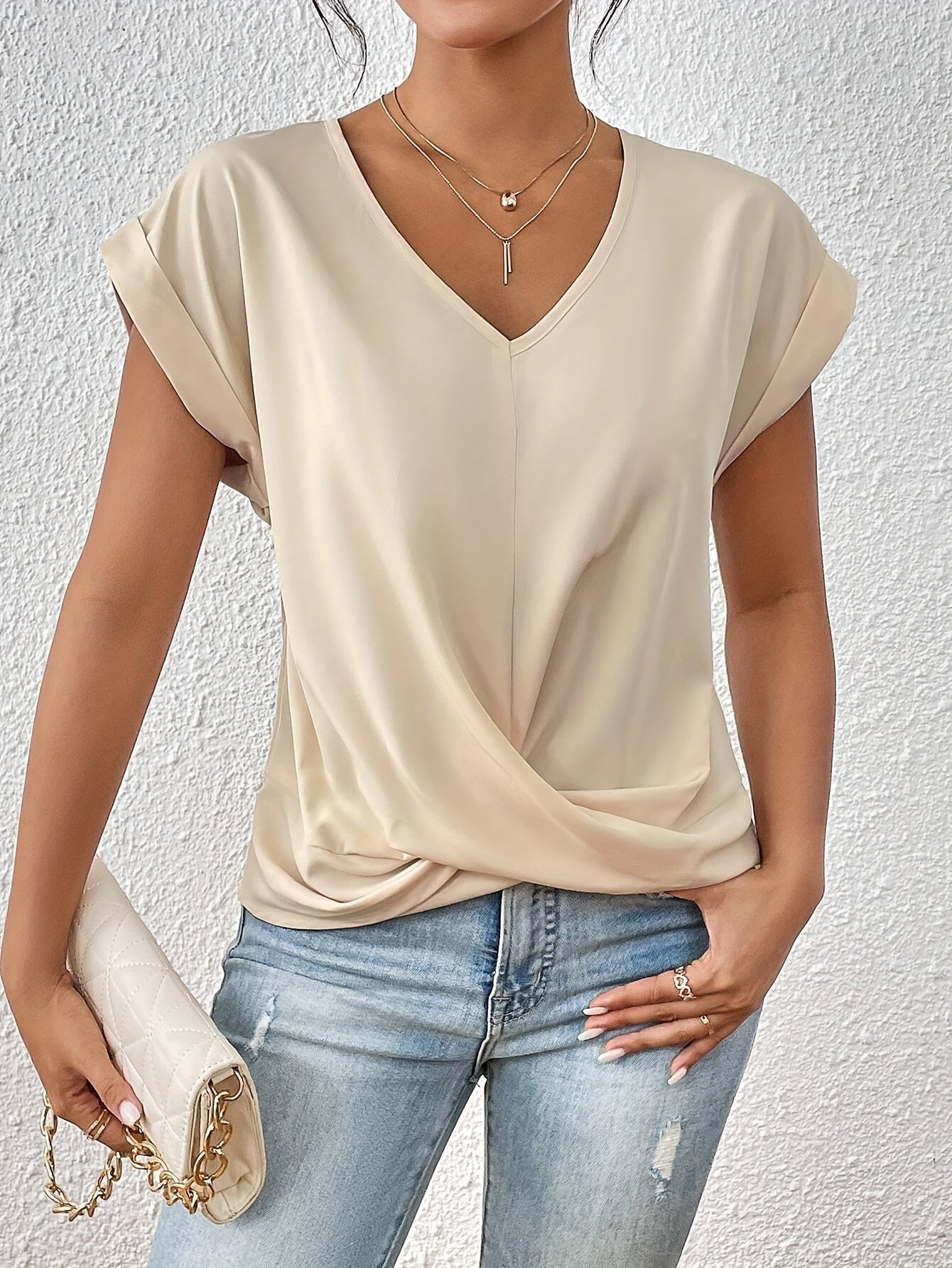 Isabella | Casual T-shirt met sweetheart halslijn (1+1 Gratis)